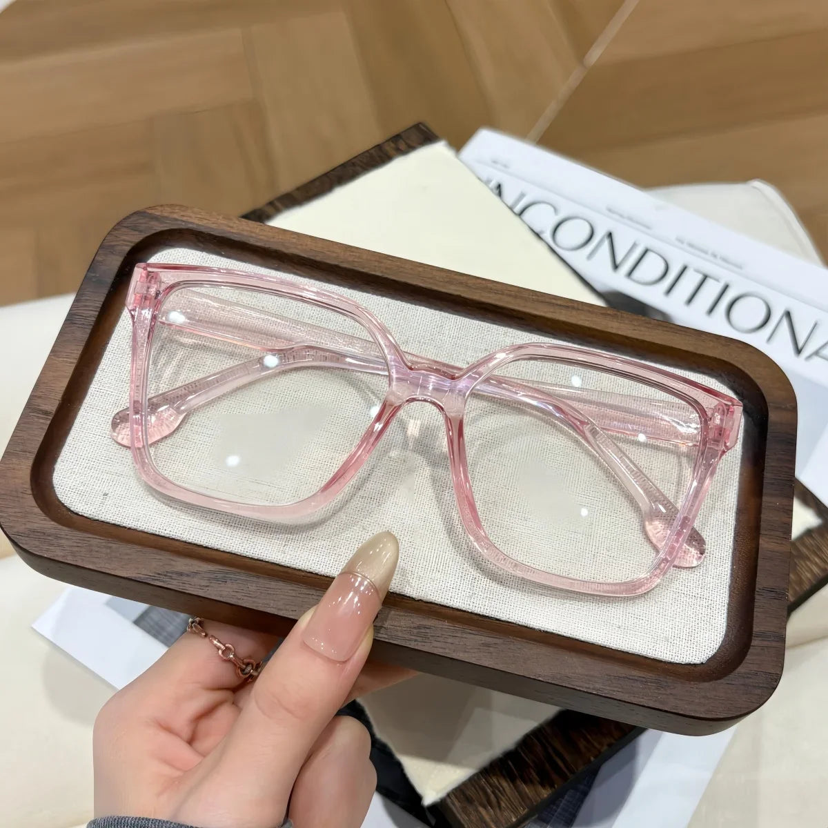 Geometric Fashion Glasses
